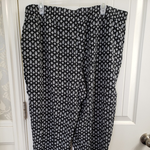 Drawstring pants - Picture 1 of 2